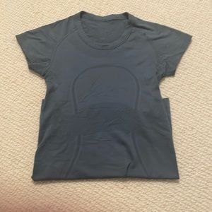 Lululemon Blue/Green swiftly tech size 2